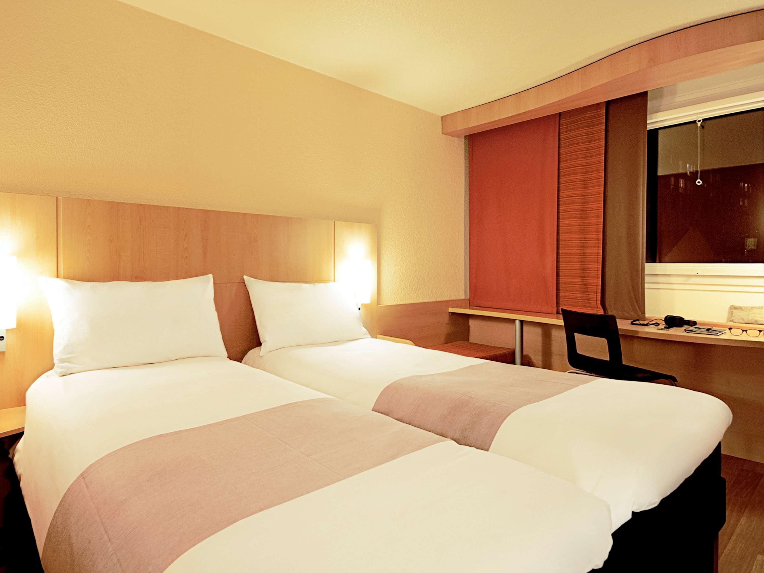 Ibis Kaunas Centre Exteriör bild
